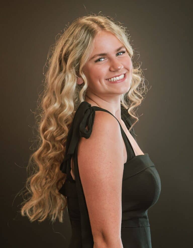 Madison Front Desk at Changes Salon in Chagrin Falls, OH